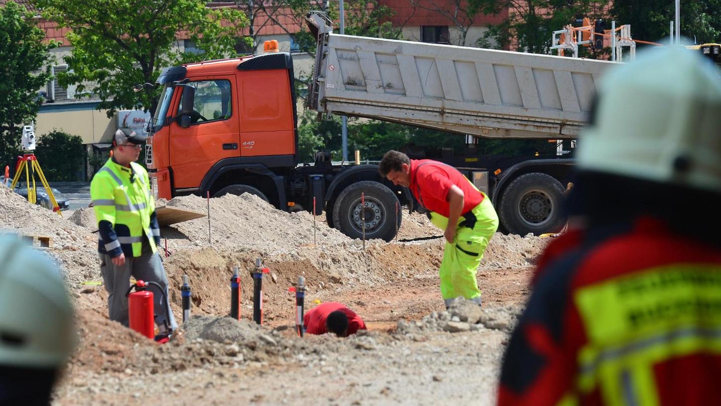 Spardorf: Bagger beschädigt Gasrohr bei Bauarbeiten