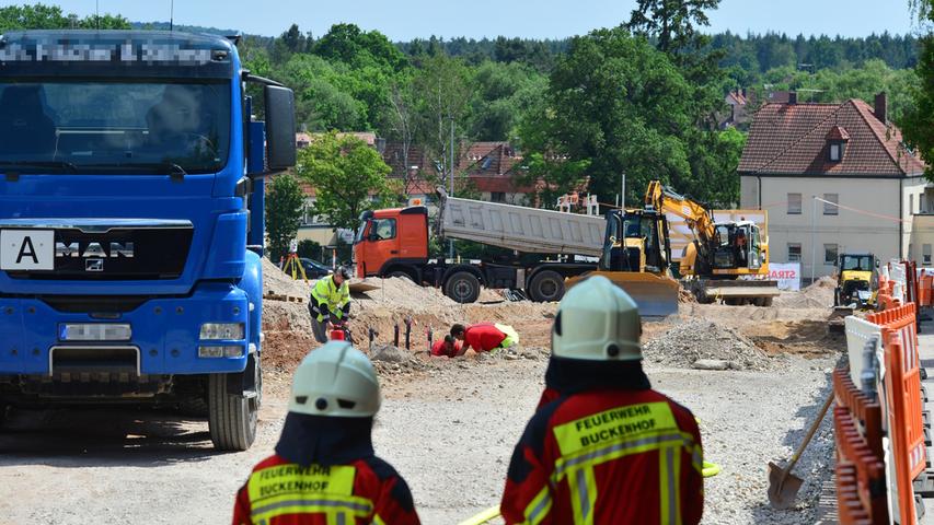 Buckenhof: Bagger beschädigt bei Bauarbeiten Gasleitung