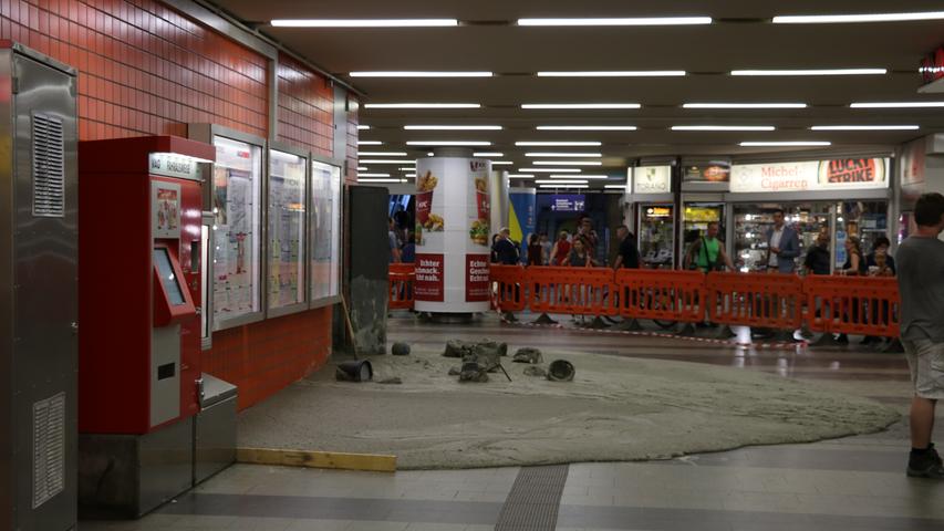 Unfall bei Bauarbeiten am Bahnhof: Beton flutet Königstorpassage