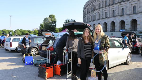 Nathalie und Rebecca hatten keinen langen Anfahrtsweg, denn die beiden Mädels sind aus der Oberpfalz, genauer gesagt aus Neumarkt, angereist. Der wichtigste Gegenstand des Wochenenendes wurde nochmal frisch gesäubert.
