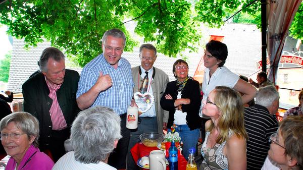 Und auch Innenminister Joachim Herrmann schaut immer mal wieder vorbei.