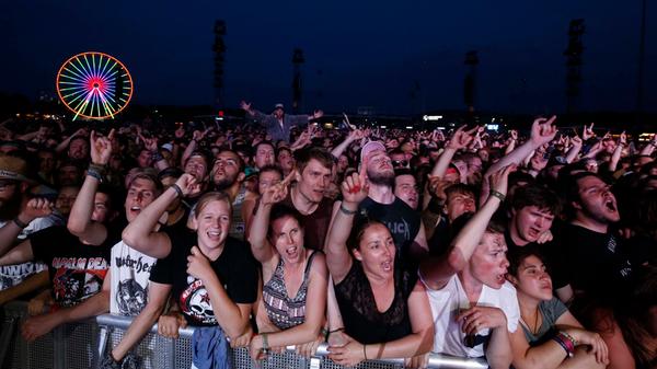 Alles wartete am Samstagabend auf sie: Als Headliner des Tages gehörte die Zeppelin Stage am Abend der kalifornischen Alternative-Metal-Formation System of a Down.
