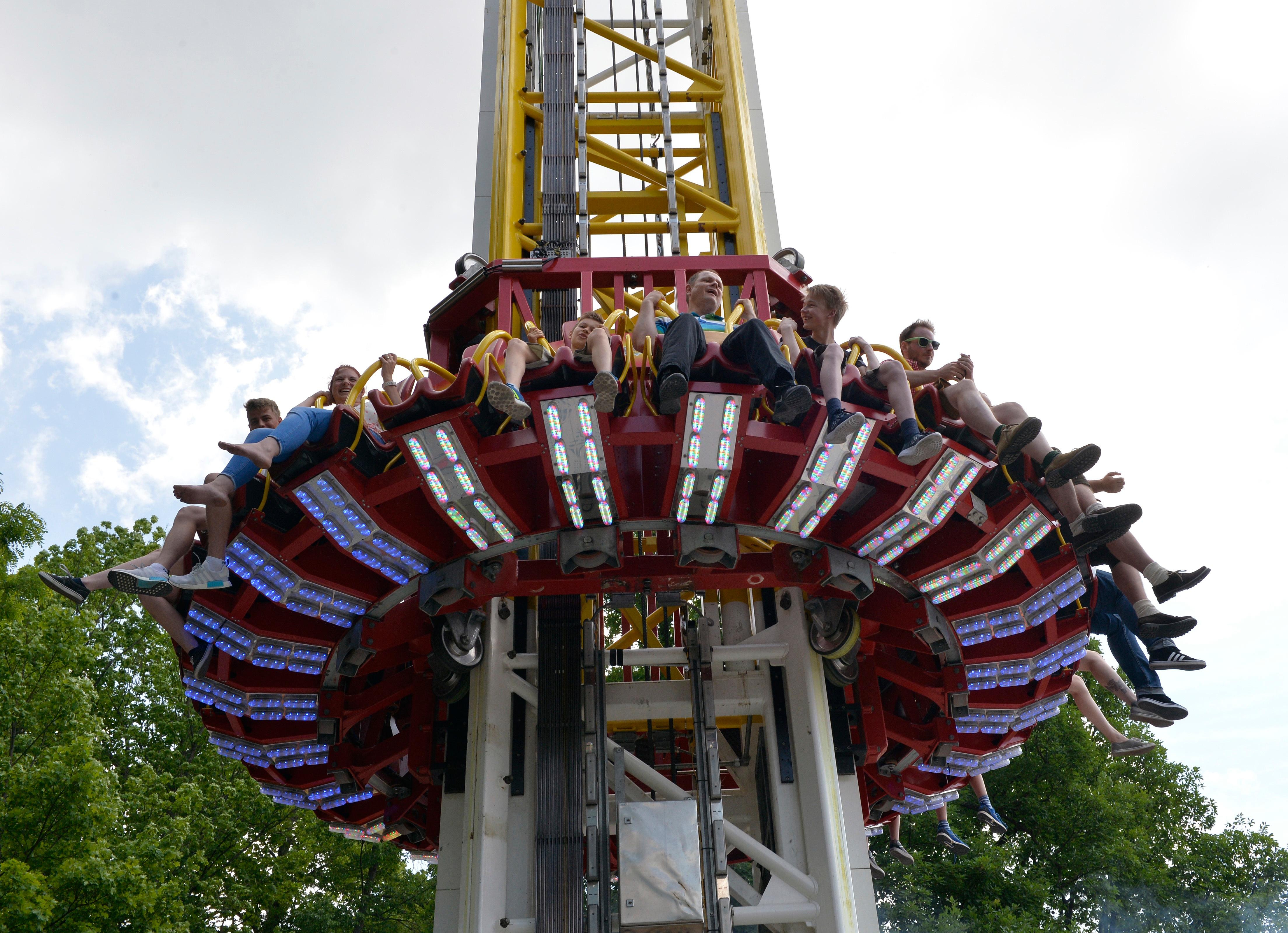 Wie Hoch Ist Der Freefall Tower Im Heidepark