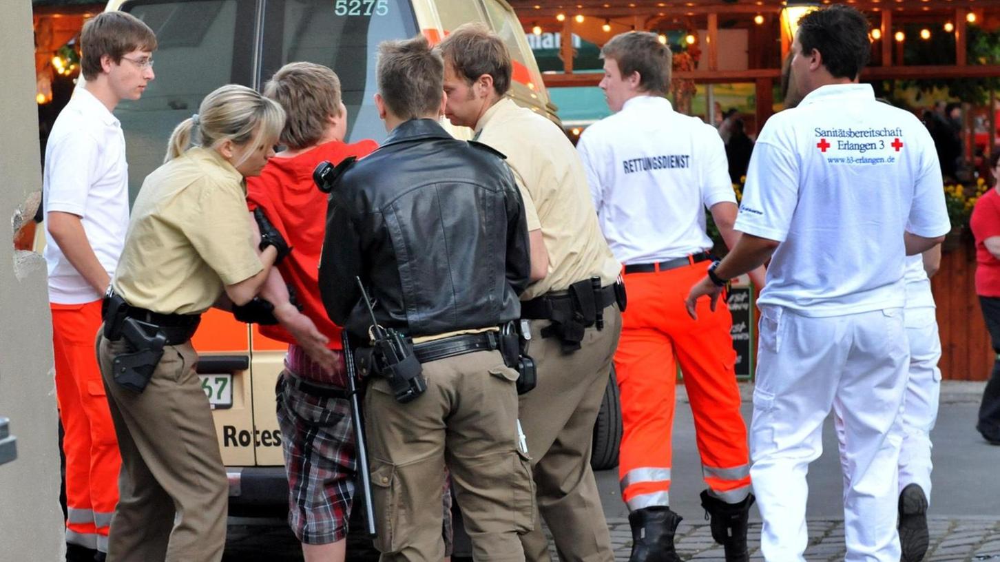 Sanitäter in Fürth attackiert: Gewalt häuft sich