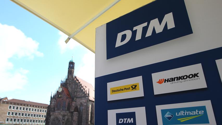 Heiße Schlitten, tollkühne Typen: DTM-Elite gastiert in der Altstadt