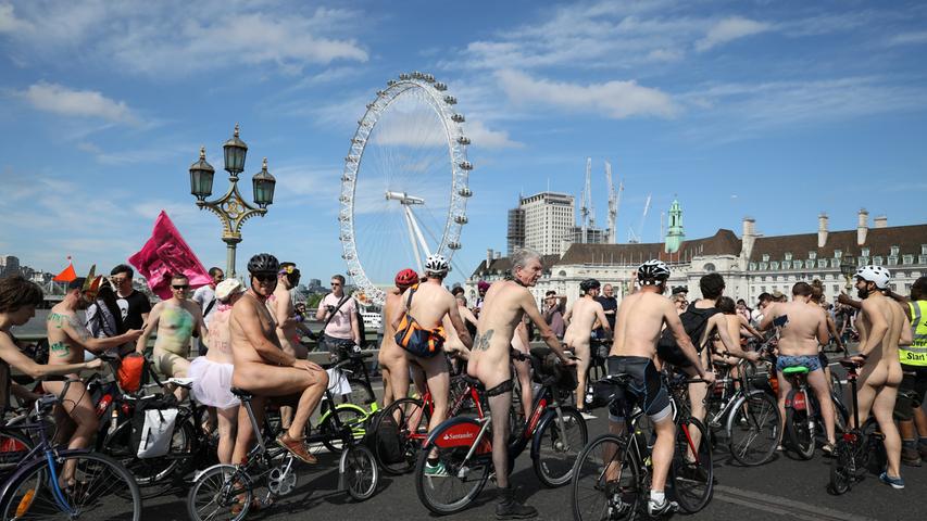 Cyclists take part in the annual World Naked Bike Ride in central London, Britain, June 10, 2017. REUTERS/Marko Djurica TEMPLATE OUT