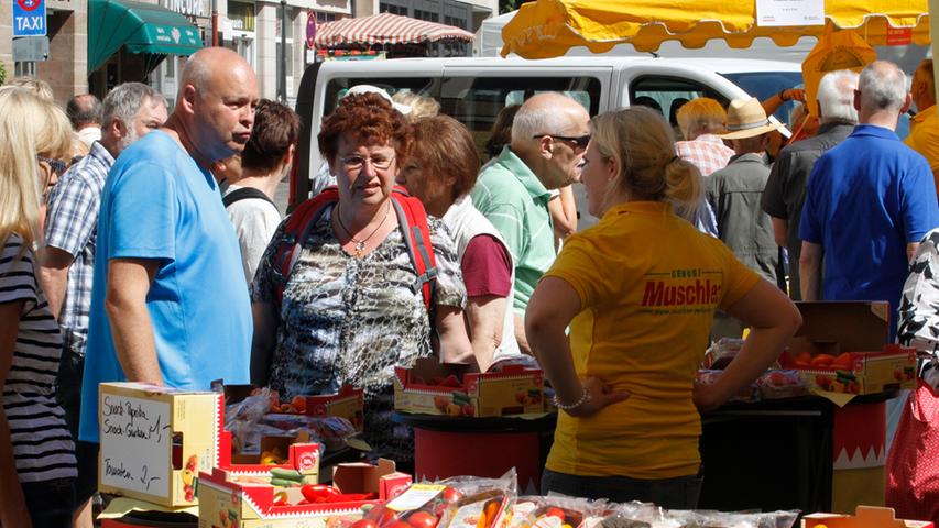 Von Honig bis Schnaps: Bauernmarktmeile lockt in die Noris 