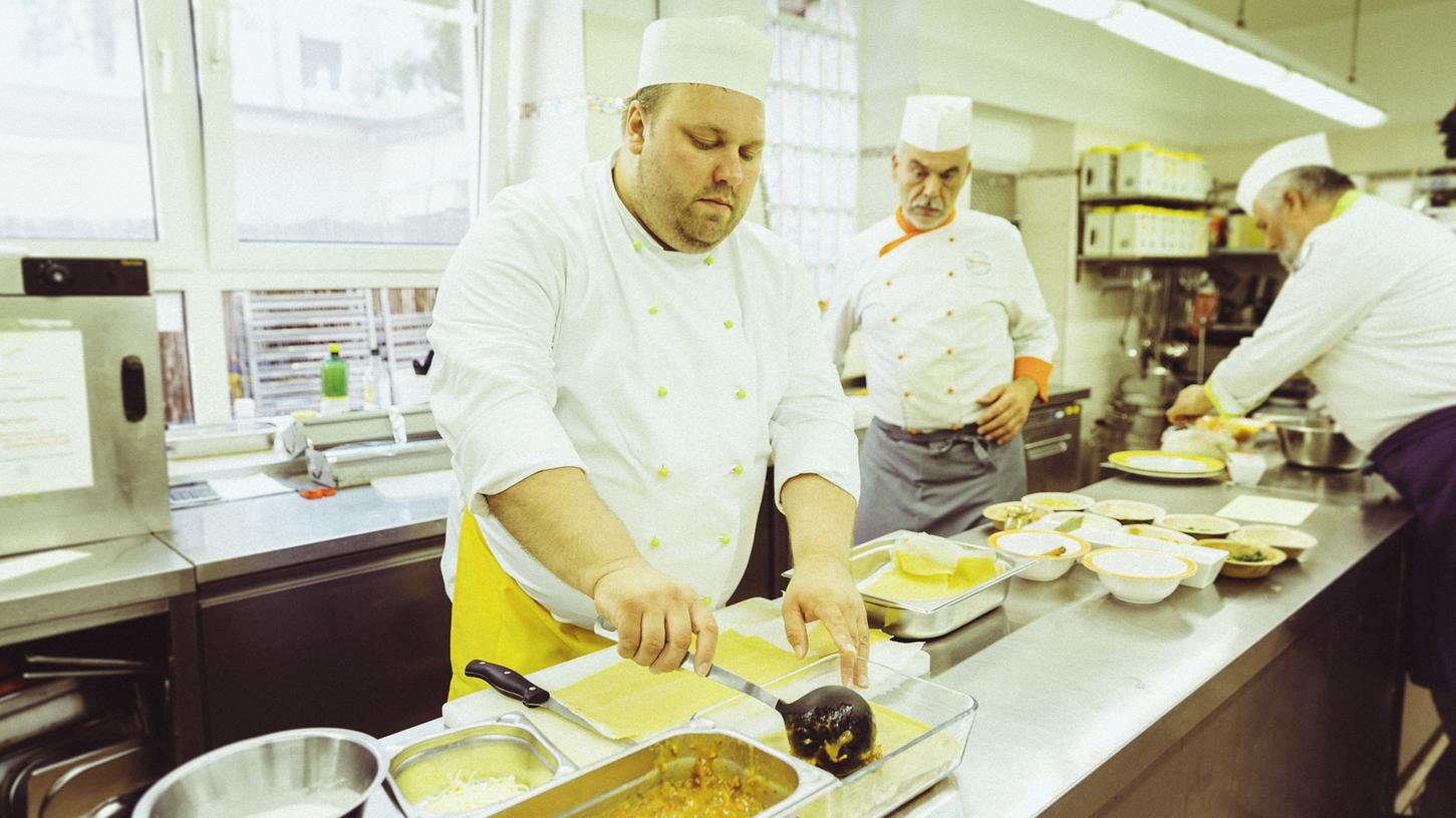 Beim Catering-Service "Suppenlöffel" wird seit 2003 für Kinder gekocht, gedämpft, gebraten und auch mal gebacken.