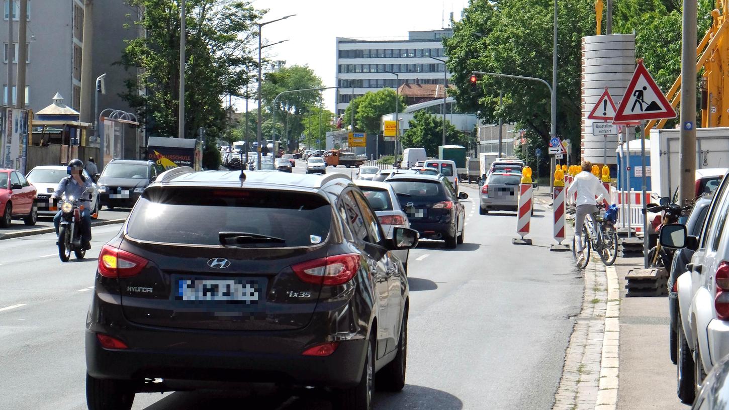 An vielen Stellen in Nürnberg ist für Radfahrer höchste Vorsicht geboten, wie hier auf der Nopitschstraße.