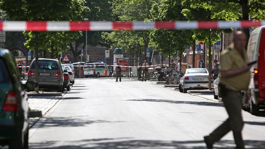 Großeinsatz in Nürnberg: Polizei riegelt Münzplatz ab 
