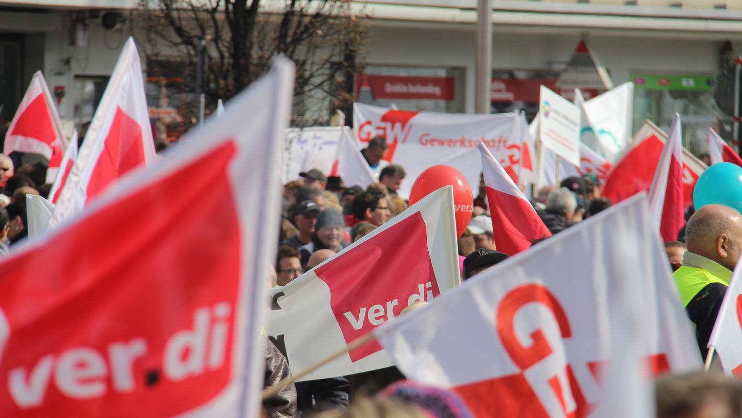 Am Mittwoch erreichen die Verdi-Streiks ihren Höhepunkt in Mittelfranken. Acht Demonstrationszüge sollen durch Nürnberg ziehen.