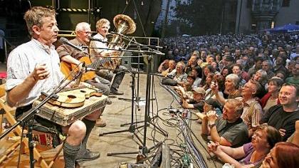 Well-Brüder spielen Geburtstagsständchen