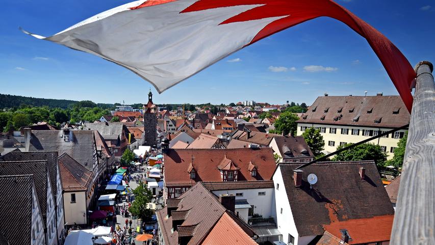 Sonne pur am Sonntag: Altstadtfest in Herzogenaurach boomt