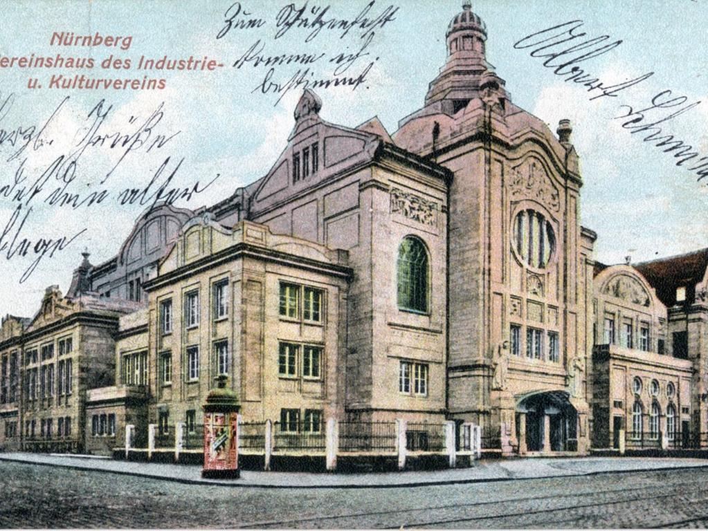 Nicht ganz farbecht, aber höchst beeindruckend – eine kolorierte Ansicht des neuen Kulturvereinsgebäudes aus der Zeit zwischen 1906 und 1908.