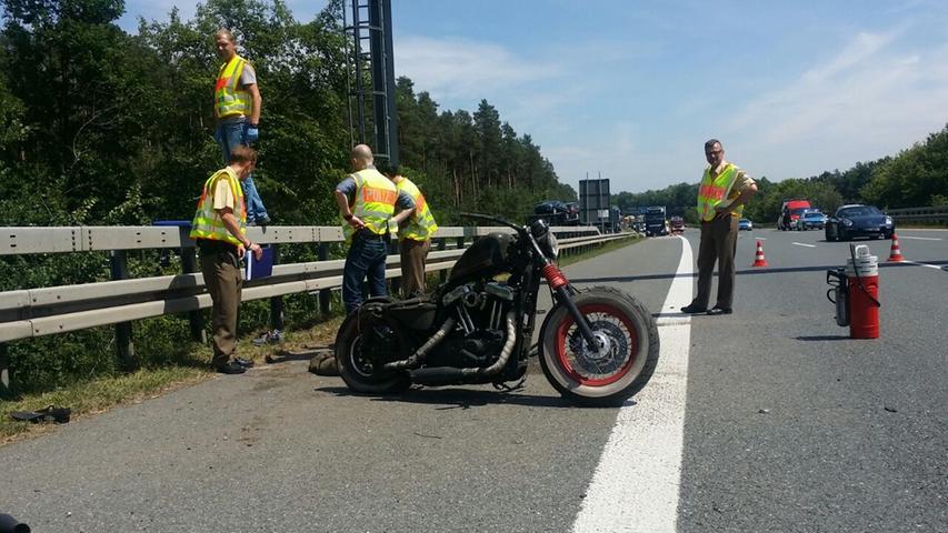 Auf der A73 bei Wendelstein: Motorradfahrer tödlich verletzt