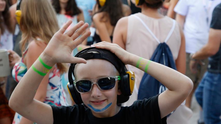 Kopfhörer für alle: Die Headphone-Party am Stadtstrand