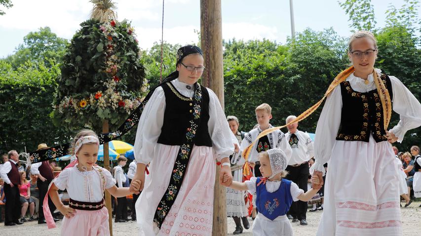 Trachten und Tanz: Herzogenaurach pflegt seine Tradition