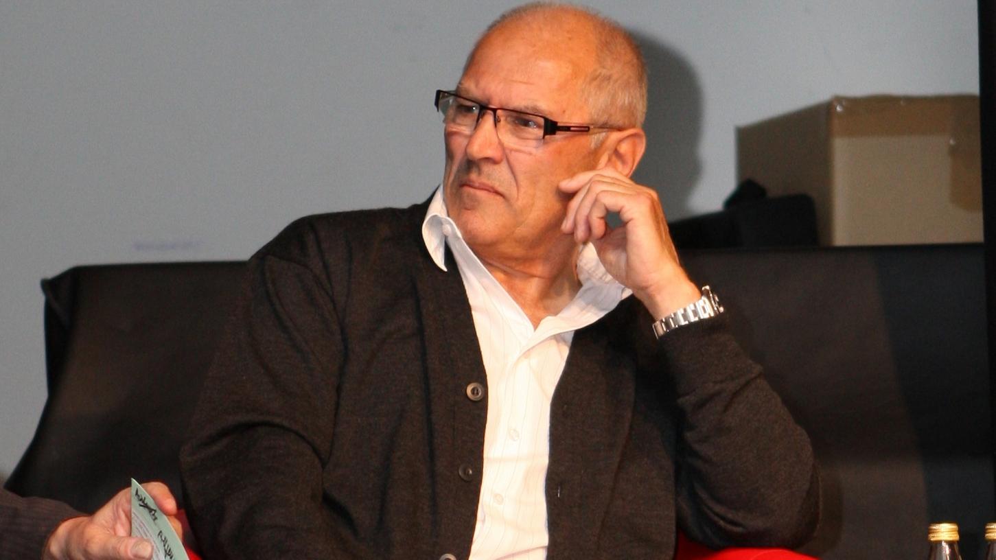 Georg Volkert bei einer Veranstaltung im Mai 2010. Georg Volkert bei einer Veranstaltung im Mai 2010.