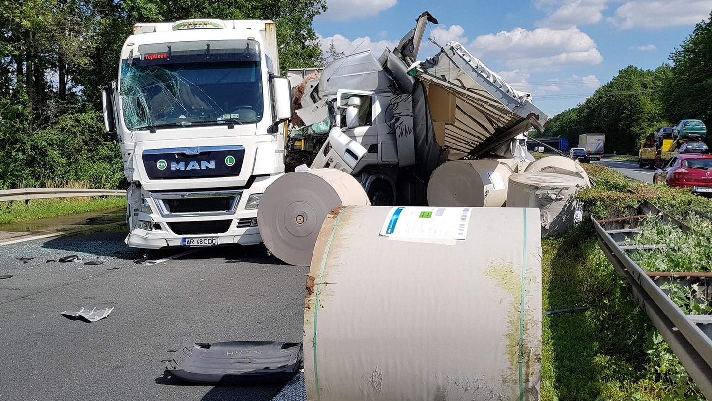 Geiselwind A3 Nach schwerem Unfall bei Geiselwind: A3 wieder frei