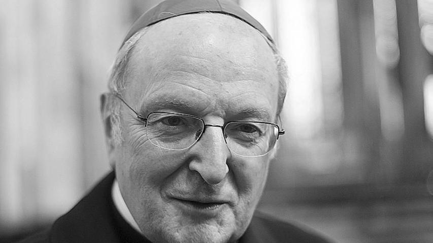 Der frühere Erzbischof von Köln Joachim Meisner ist während seines Urlaubs in Bad Füssing "friedlich eingeschlafen", sagte ein Sprecher des Erzbistums. Meisner wurde 83 Jahre alt.