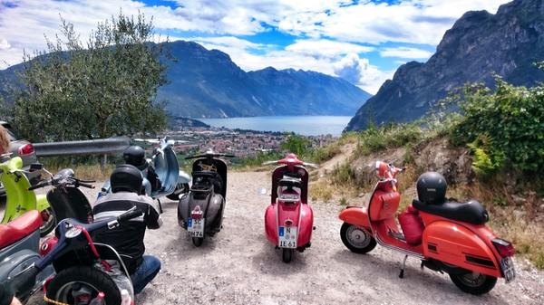 Plötzlich taucht unterhalb von Varone der Gardasee auf. Fast geschafft!