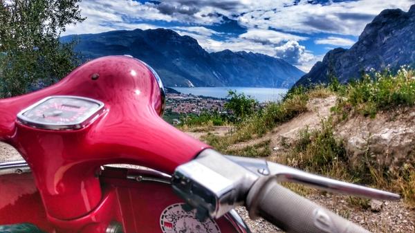 Plötzlich taucht unterhalb von Varone der Gardasee auf. Fast geschafft!