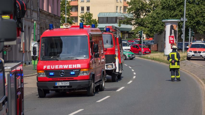 Verkehrskollaps in Fürth: Feuerwehreinsatz sorgt für Chaos 
