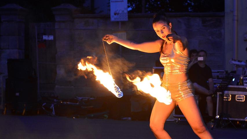 Stadtjubiläum: Frauenaurach feiert mit Feuer, Wasser und Blasmusik 