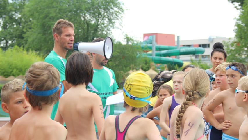 Schwimmen, Radeln, Laufen: 14. Schüler-Triathlon im Fürther Scherbsgrabenbad