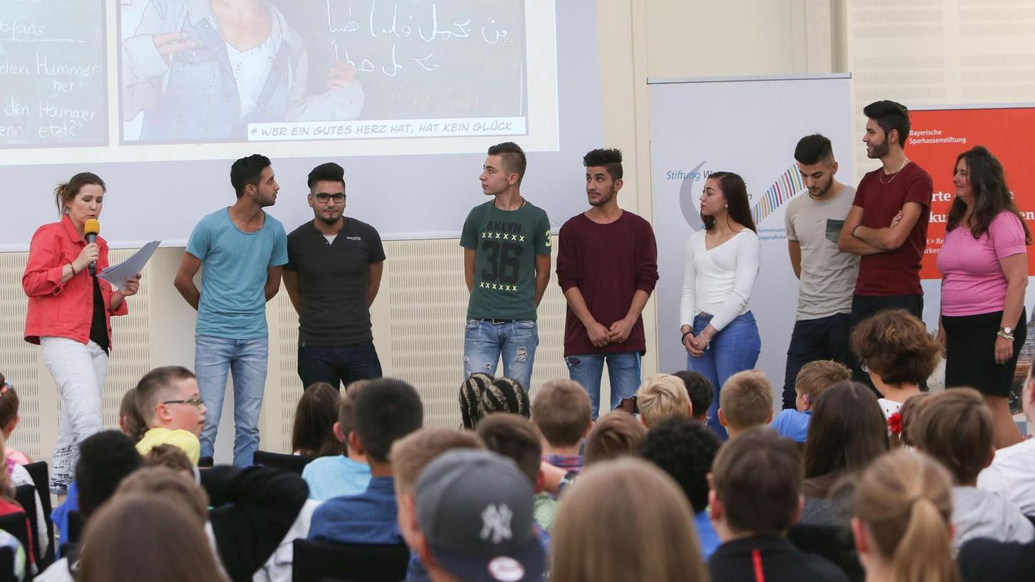 Junge Migranten in Schwabach lernen Fränkisch