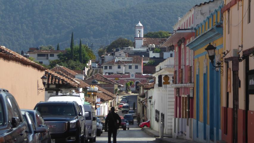 Stadt mit Charme: Straßenszene in San Cristobal de las Casas.