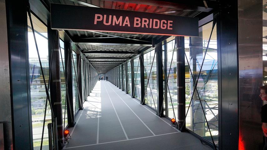 Sprinten mit Lothar: Die Puma Bridge ist fertig