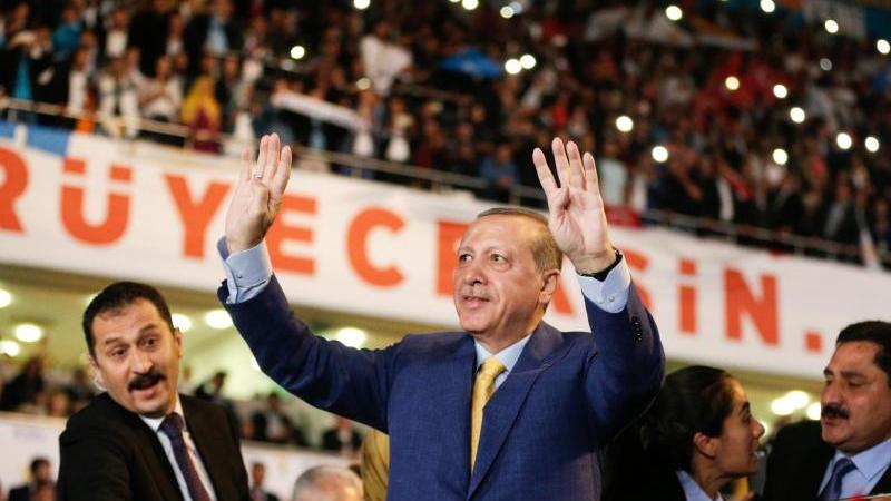 Machtmensch Erdogan: Der türkische Präsident ist ein Jahr nach dem Putschversuch auf dem Gipfel seiner Macht.