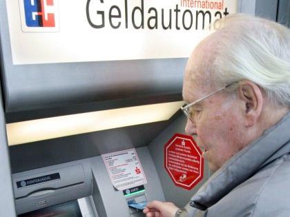 Kostenfalle Geldautomat Nurnberg Nordbayern De