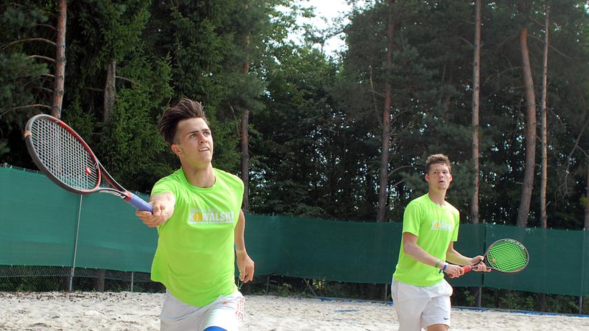 Sonne, Sand und gute Laune: Mittelfränkische Meisterschaften im Beachtennis