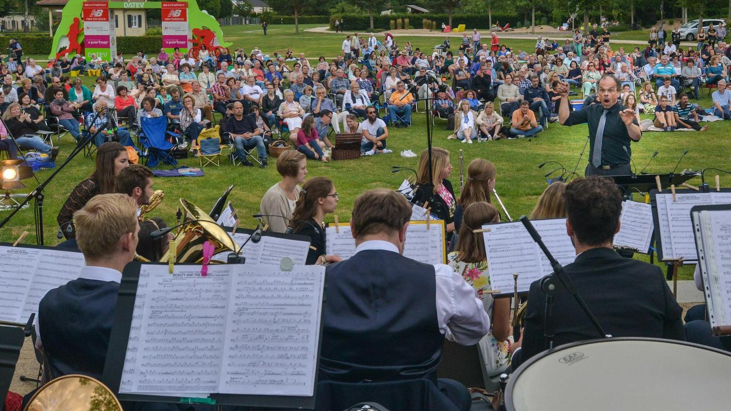 Sommer-Serenade: Musik und Picknick in Roth