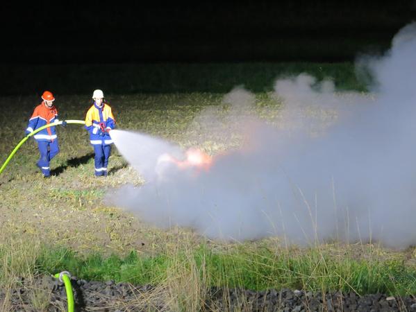 Heroldsbacher Feuerwehrjugend übt wie die Profis