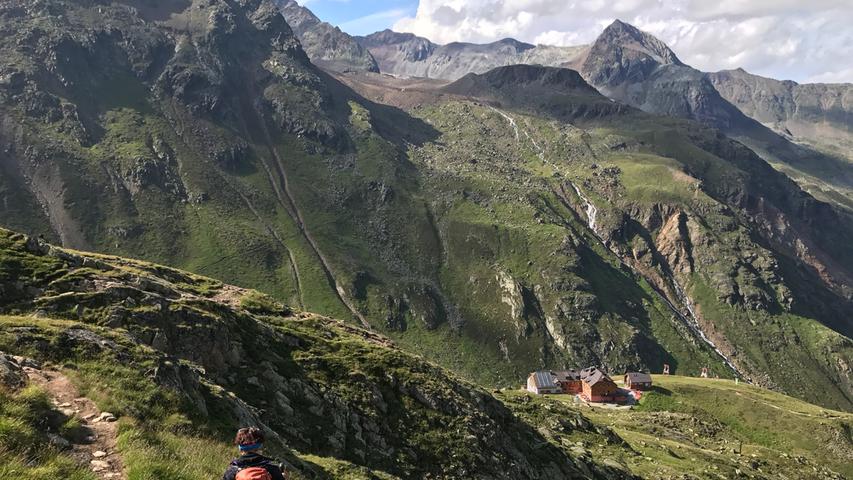 Unser Nachtdomizil: Das auf über 2400 Metern gelegene Taschachhaus, eine Alpenvereinshütte, die mit gutem Essen aufwartet.