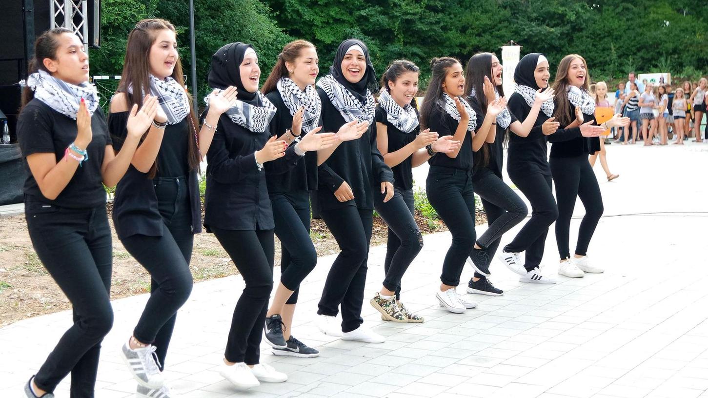 Oberasbach: Palästina tanzt vor 1000 Gästen