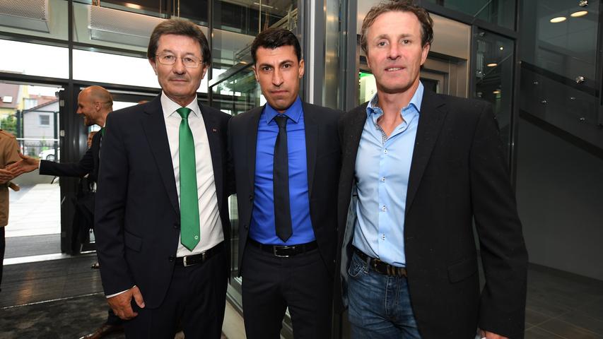 Helmut Hack mit Manager Ramazan Yildirim und Trainer Janos Radoki.
