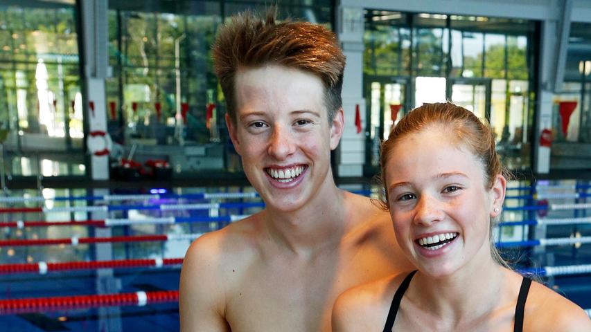 Die Geschwister Simon und Franca Henseleit gelten als vielversprechende Triathlon-Talente. 2019 siegten sie bei der Junioren-EM im Mixed Relay. France verteidigte im gleichen Jahr als deutsche A-Jugendmeisterin, während Simon den Titel bei den Junioren holte.