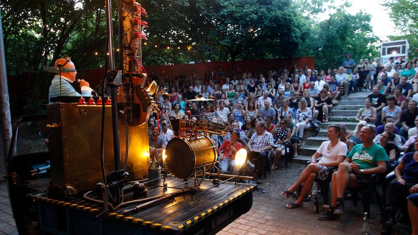 Ein Höhepunkt im Veranstaltungskalender der Desi ist das SommerNachtFilmFestival in der Freiluftarena. In dieser Aufnahme durften die Zuschauer Klassiker der Filmmusik erraten.