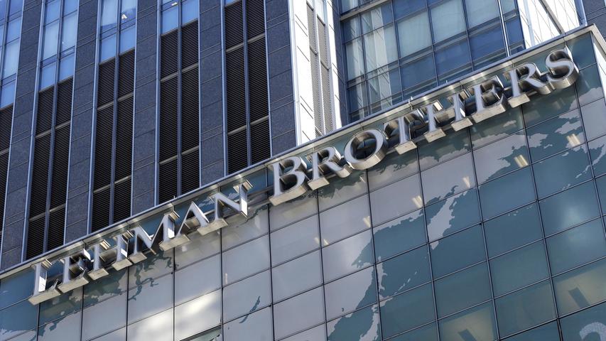 Die Zentrale von Lehman Brothers in New York City, New York, USA. Mit dem Zusammenbruch der Bank im September 2008 erreichte die Finanzkrise eine neue Dimension.