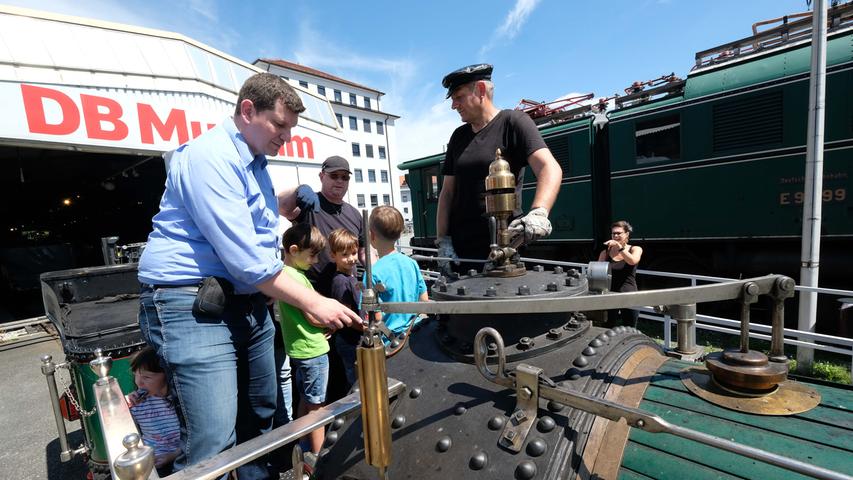 Dampf und Jim Knopf: Nürnberger DB-Museum zeigt historische Lokomotiven