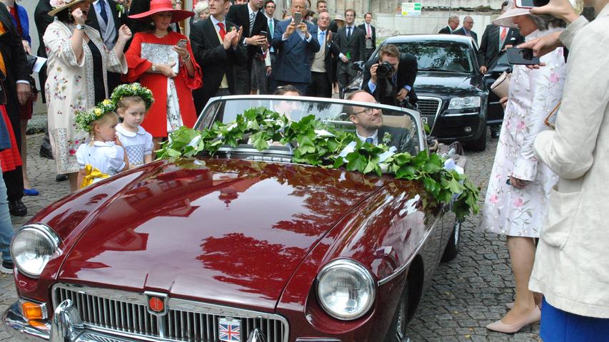 Gräfin heiratet Freiherr: Adels-Hochzeit in Heiligenstadt