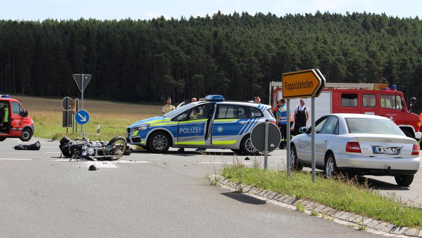 Von VW erfasst: Motorradfahrer stirbt bei Diespeck