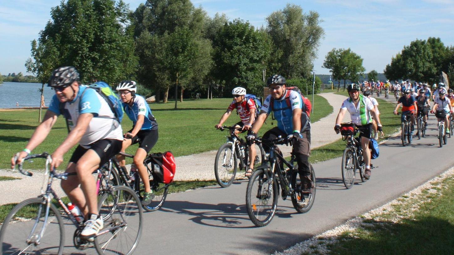 2200 Fahrradfahrer erobern das Fränkische Seenland
