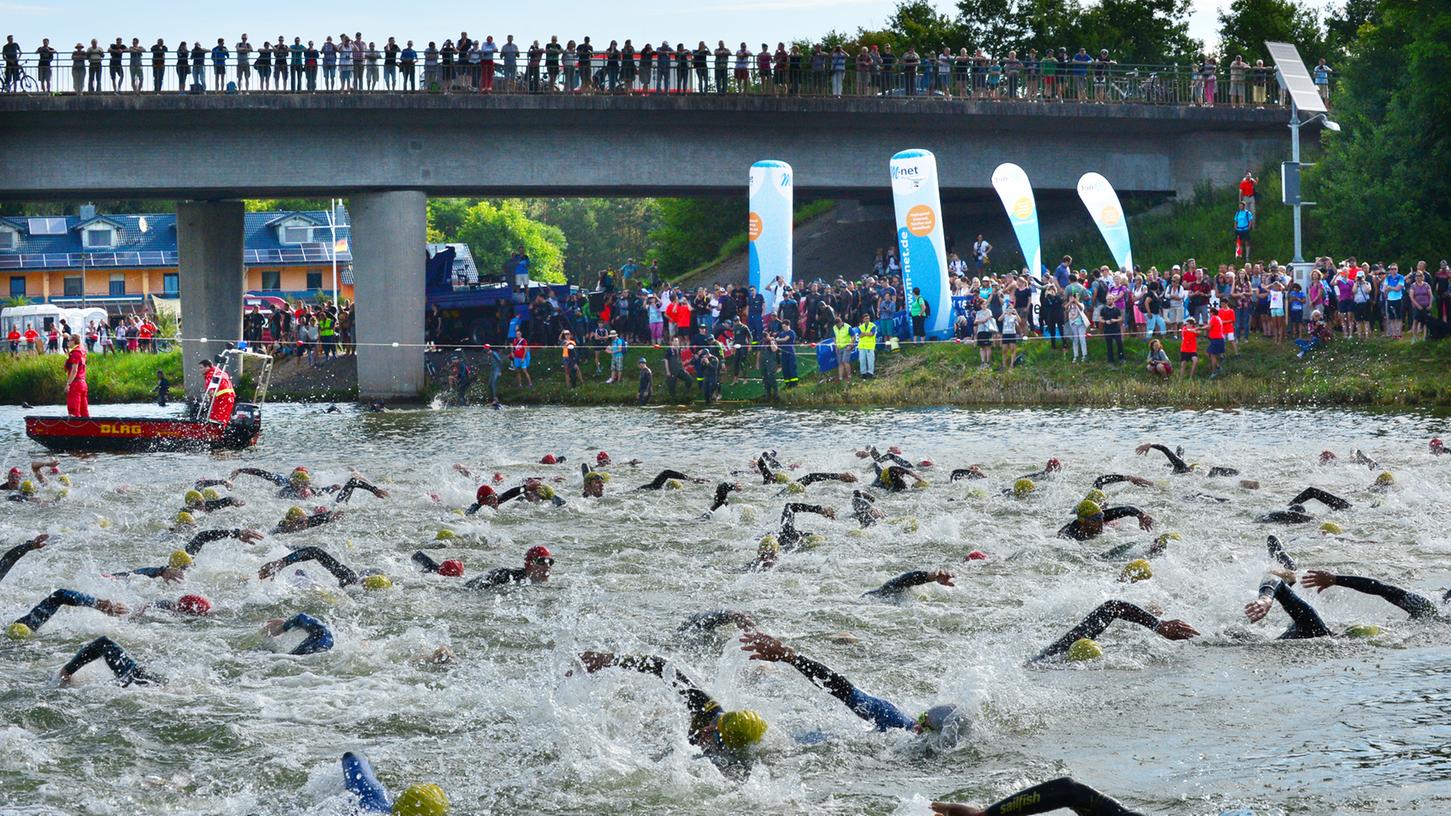 Wie alles begann: Schwimmstart am Kanal.