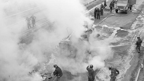 4. August 1967: Flammenmeer auf der Autobahn