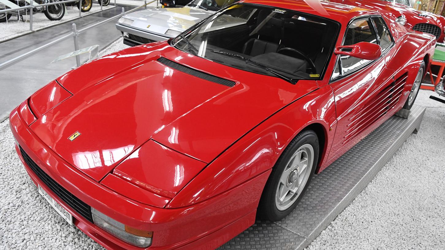 Ferrari baute das Modell Testarossa von 1984 bis 1996.